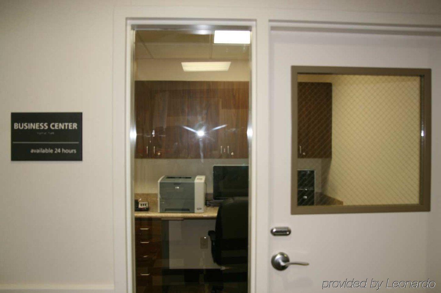 Hampton Inn & Suites Conroe I 45 North Съоръжения снимка